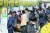 지난 3일 ‘부산 장노년 일자리 한마당’에 어르신들이 취업 상담을 받기 위해 줄 서 있다. [중앙포토]