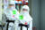  지난해 5월 12일 대구동산병원에서 간호사들이 신종 코로나바이러스 감염증(코로나19) 환자들이 있는 병동으로 가고 있다. 연합뉴스