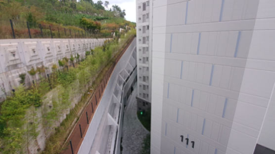[단독]초유의 옹벽아파트, 준공승인 보류…안전에 발목 잡혔다