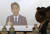 아베 신조 일본 전 총리가 1일 열린 대만 싱크탱크 주최 회의에서 연설하고 있다. [AP=연합뉴스]