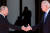 지난 6월 16일(현지시간) 조 바이든 미국 대통령(오른쪽)과 블라디미르 푸틴 러시아 대통령이 스위스 제네바에서 열린 미-러 정상회담에 참석해 악수하는 모습. [AFP=연합뉴스]