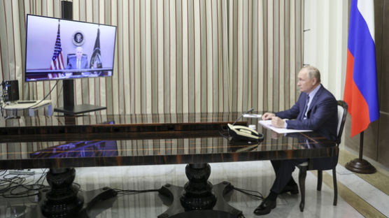“다시 만나 반갑다”…바이든·푸틴 회담 시작, 우크라이나 사태 논의