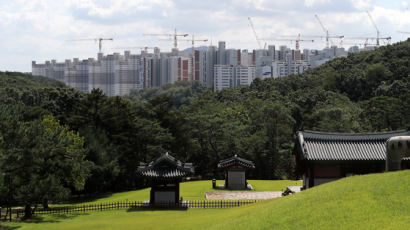 문화재청, 김포 장릉 아파트 '상층부 해체'안…"세대수 줄여야"