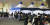 신종 코로나바이러스 감염증(코로나19) 신규 확진이 사상 최다인 7175명을 기록한 지난 8일 오후 서울 송파구 올림픽 공원에 설치된 임시선별진료소를 찾은 시민들이 검사를 받기 위해 줄을 서 있다. 연합뉴스