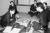 1966년 제10기 국수전에서 조남철 국수를 꺾고 한국 현대바둑 사상 첫 세대교체를 달성한 김인 국수(왼쪽). [중앙포토]