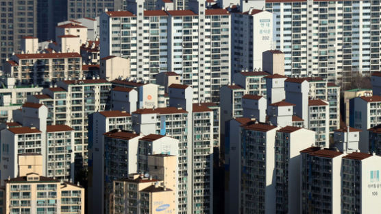 서울 외곽 아파트값 상승세 둔화…세종시는 19주 연속 하락