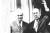 조지 슐츠(오른쪽) 전 미 국무장관과 예두아르트 셰바르드나제 소련 외무장관의 모습. 중앙포토