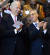 2011년 5월 열린 시카고 시장 취임식 행사에서 람 이매뉴얼(오른쪽) 시장이 당시 조 바이든 부통령과 기뻐하고 있다. [EPA=연합뉴스]