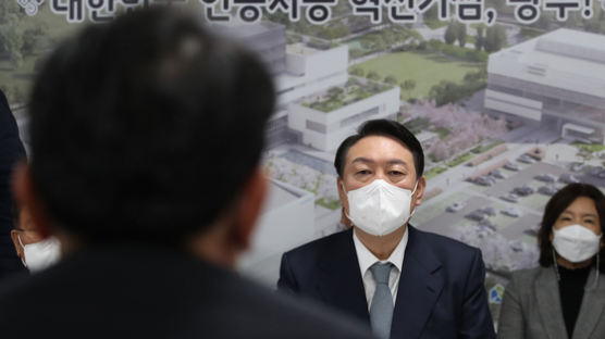 “장제원은 핵심관계자 아니다” 尹부인에도 커지는 ‘윤핵관’논란