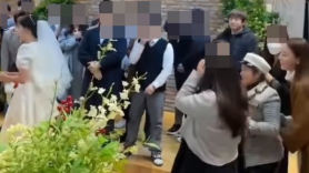 박나래·한혜진·기안84, 이시언 결혼식서 '노마스크 인증샷'