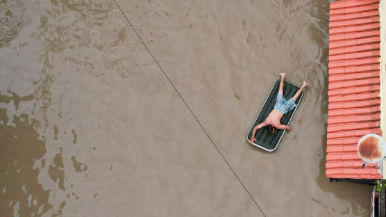 [이 시각] 브라질 댐 2개 붕괴 이재민 수천명 발생, 두달째 폭우 이어져