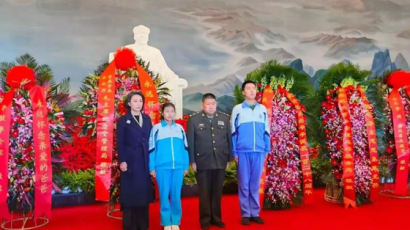 中 당국 SNS에 ‘볶음밥’ 소개…"마오쩌둥 아들 모독" 들끓는다