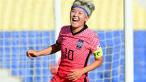 [THINK ENGLISH] 지소연·손흥민, 대한축구협회 ‘올해의 선수’ 여섯 번째 수상