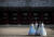 2022년 임인년 새해 첫 주말인 2일 오후 서울 종로구 경복궁을 찾은 시민들이 사진을 찍고 있다. 위 사진은 기사 내용과 무관. 뉴시스