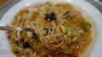 [쿠킹] 냄비 하나로 끓여내는 한겨울 추억의 음식, 김치밥국 