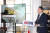 윤석열 국민의힘 대선 후보가 11일 성수동 카페에서 국가 운영 방향에 대한 신년 기자회견을 하고 있다. [뉴스1]