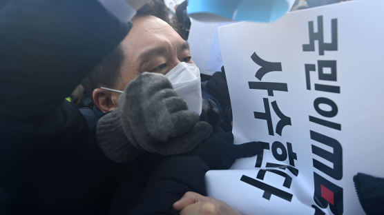 민주, ‘김건희 통화’ 방송 일부허용에 “언론탄압 시도 사과해야”