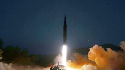 CNN "美, 지난 11일 北 미사일 발사 직후 본토 타격 가능성 긴급 대비" 