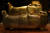 투탕카멘의 미라가 담긴 관의 모습. 바깥 관과 중간 관, 110㎏ 순금으로 제작된 황금 속관을 한자리에서 볼 수 있다. 디커뮤니케이션