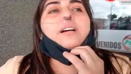 "PCR 검사 후, 코 연골 썩었다"…콧구멍 1개 된 여성의 눈물 
