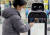 LG전자 안내로봇 '클로이 가이드봇'이 오는 27일부터 대구도시철도 1호선 상인역에서 승객들을 안내한다. [사진 LG전자]