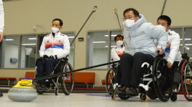베이징 패럴림픽 선수단, 국가대표 훈련 개시식에서 선전 다짐