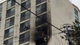 대전 대덕구 아파트서 불…30대 여성 숨진 채 발견