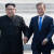 문재인 대통령과 북한 김정은 국무위원장이 2018년 4월 27일 오전 판문점 군사분계선을 넘고 있다. [연합뉴스]
