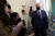 조 바이든 미국 대통령이 25일 기자들의 러시아-우크라이나 관련 질문에 답하고 있다.[로이터=연합뉴스]
