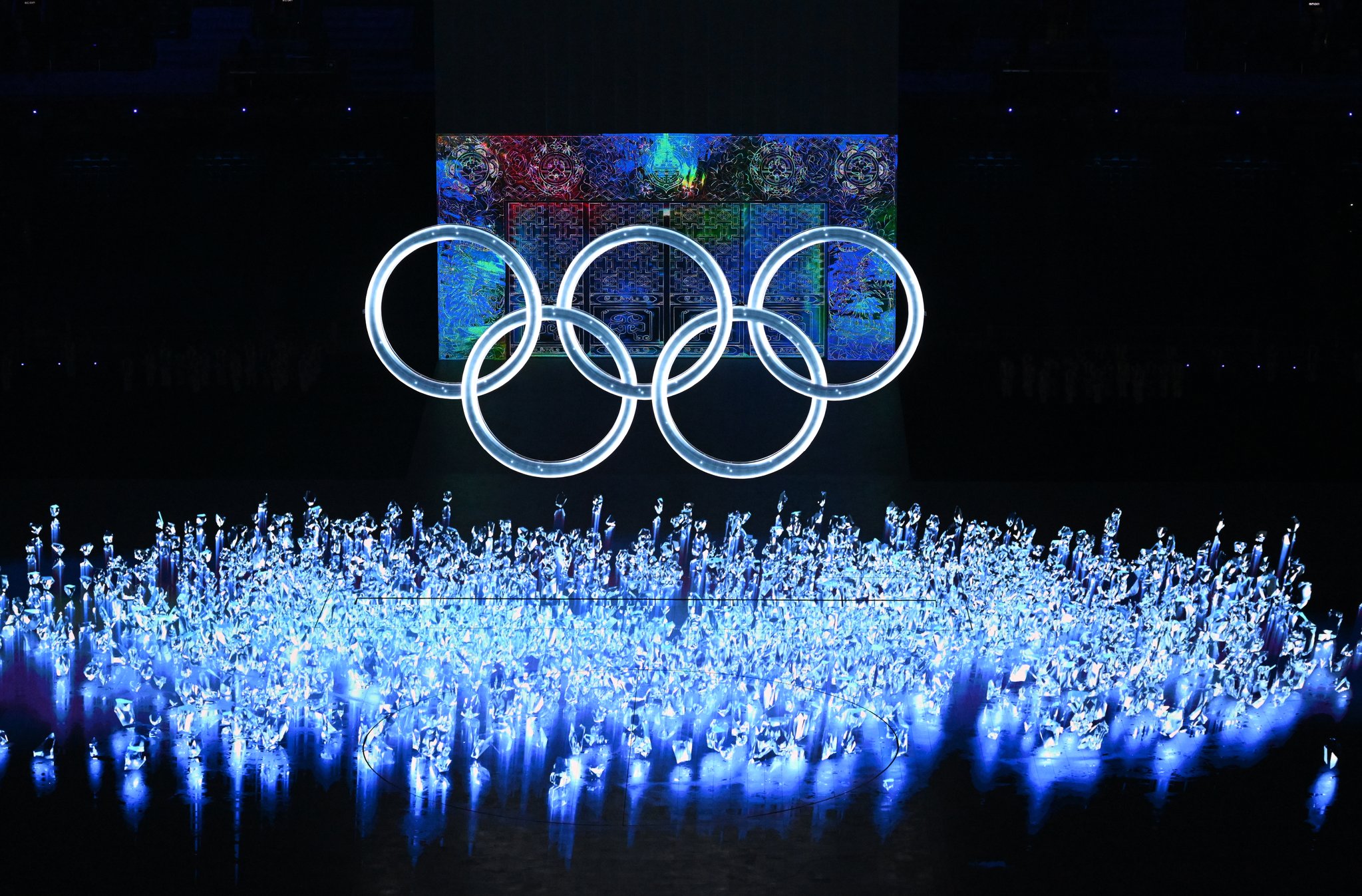 4일 중국 베이징 국립경기장에서 열린 2022 베이징동계올림픽 개막식에서 공연이 펼쳐지고 있다. 김경록 기자