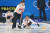 팀 킴 김은정과 친구 김영미가 베이징올림픽 여자컬링 1차전을 앞두고 베이징의 국립 아쿠아틱 센터에서 훈련하고 있다. [뉴스1]