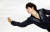 차준환이 10일 오후 중국 베이징 수도체육관에서 열린 2022 베이징 겨울올림픽 피겨 스케이팅 남자 싱글 쇼트프로그램에서 연기를 펼치고 있다. 베이징=김경록 기자