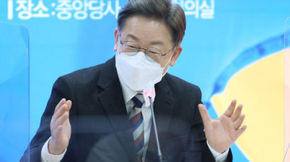 이재명 "정치보복 공언하는 후보 헌정사상 처음, 尹 사과하라"
