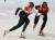 7일 오후 중국 베이징 캐피탈 실내 경기장에서 열린 2022 베이징 동계올림픽 쇼트트랙 남자 1000m 결승 경기에서 헝가리의 사올린 샨도르 류(왼쪽)과 중국의 렌지웨이가 결승선을 향하다 접촉이 이뤄졌다. 연합뉴스