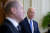지난 7일 미국을 방문한 올라프 숄츠 독일 총리를 조 바이든 미국 대통령이 바라보고 있다. 연합뉴스