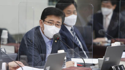 尹 사법 공약 비판한 민주당 “검찰 제국 선포한 것”