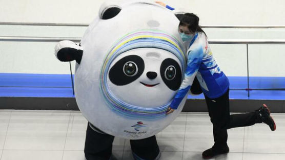 [CMG중국통신] 일본서도 구하기 힘든 동계올림픽 마스코트 '빙둔둔'
