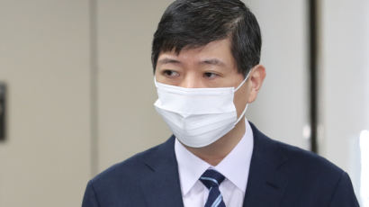 [단독] '선거법 위반' 의원 유지 김홍걸, 변호인에 소송당했다 