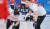 한국 스킵 김은정이 16일 중국 베이징 국립 아쿠아틱 센터에서 열린 2022 베이픽올림픽 여자 컬링 스위스와 경기에서 김선영, 김초희를 향해 스위핑을 지시하고 있다. [연합뉴스]
