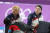 2018 평창 동계올림픽 당시 여자 팀추월 대표팀 김보름(29·강원도청)과 노선영(33·은퇴)이 스피드스케이팅 여자 팀추월 순위결정전을 마친 뒤 휴식을 취하는 모습. 뉴스1