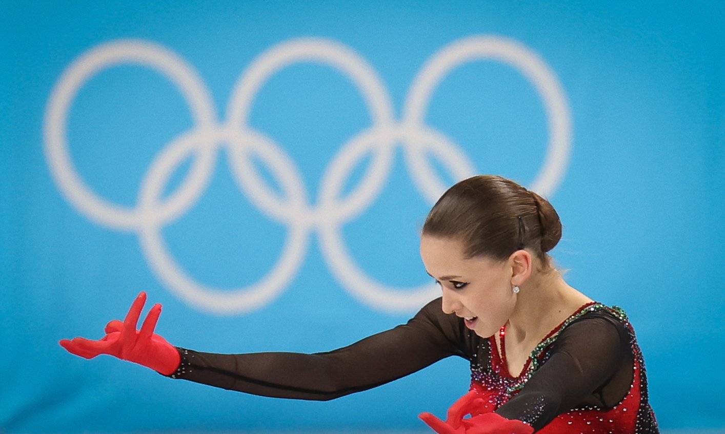 7일 중국 베이징 캐피탈 실내체육관에서 열린 2022 베이징 겨울올림픽 피겨 단체 여자 싱글 프리스케이팅에서 러시아의 카밀라 발리예바가 연기를 선보이고 있다. [뉴스1]