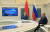 블라디미르 푸틴 러시아 대통령(오른쪽)과 함께 19일(현지시간) 러시아 모스크바 크렘린궁에서 러시아 미사일 발사 훈련을 참관 중인 알렉산드르 루카셴코 벨라루스 대통령(왼쪽). [EPA=연합뉴스]