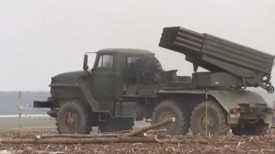 러시아, 육해공 미사일 시위…바이든 “우크라 공격 결정한 듯”