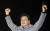 이재명 더불어민주당 대선후보가 22일 경기도 안산시 문화광장에서 열린 유세에서 두 손을 들어보이고 있다. [국회사진기자단]