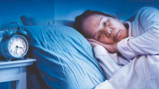 [issue&] 불면증 지속되면 치매 적신호 ··· 천연성분 락티움으로 ‘꿀잠’