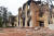 우크라이나 제2의 도시인 하리카우의 학교 건물이 러시아군 포격으로 파괴됐다. AFP=연합뉴스