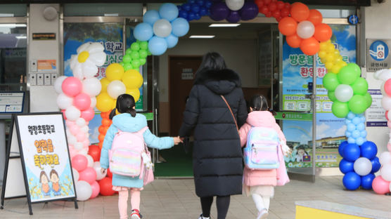 21만 돌파날 정부 "증가율 둔화"…전문가는 '복병' 우려했다