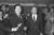 1980년 3월 외교구락부에서 김대중 김영삼 전 대통령이 만나 악수하고 있다. 중앙포토