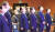 김부겸 국무총리(앞줄 왼쪽 세 번째)가 28일 대구문화예술회관에서 열린 2·28 민주운동 기념식에 참석해 개식 진행을 지켜보고 있다. 연합뉴스