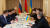 블라디미르 메딘스키 대통령 보좌관(왼쪽에서 2번째)가 이끄는 러시아 대표단과 미하일로 포돌랴크 대통령실 고문(오른쪽에서 2번째)이 이끄는 우크라이나 대표단이 28일(현지시간) 벨라루스 호멜주에서 협상을 벌이고 있다. AFP=연합뉴스